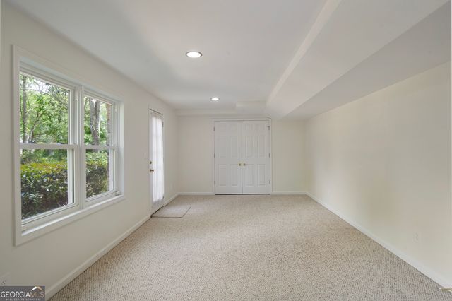 764 Vinings Estates Drive SE, Smyrna, GA 30126