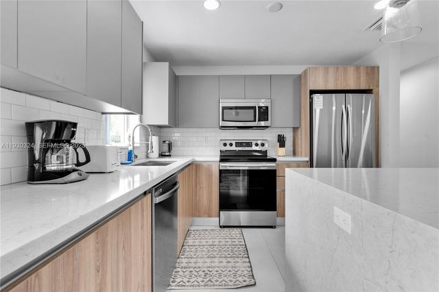 617 NW 30th Ct 0, Wilton Manors, FL 33311