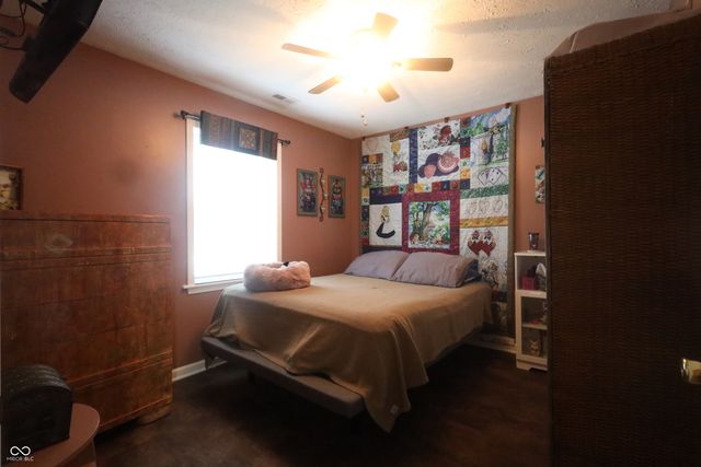 3910 Gray Pond Court, Indianapolis, IN 46237