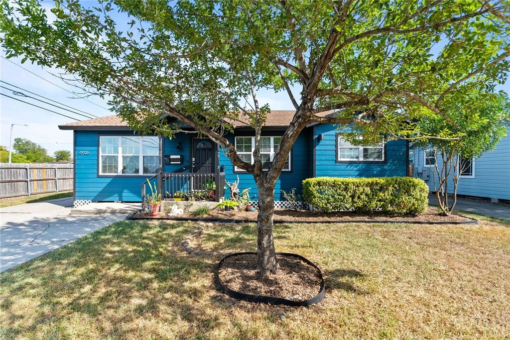 4906 Waltham Dr, Corpus Christi, TX 78411 — photo 2