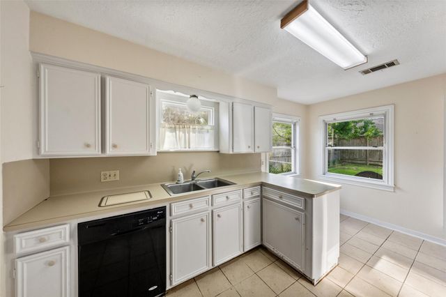 1034 Lamonte Lane, Houston, TX 77018