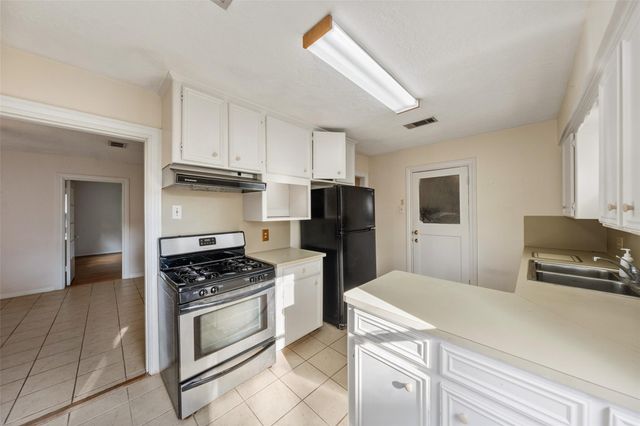 1034 Lamonte Lane, Houston, TX 77018