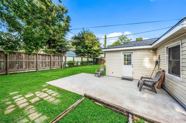 1034 Lamonte Lane, Houston, TX 77018