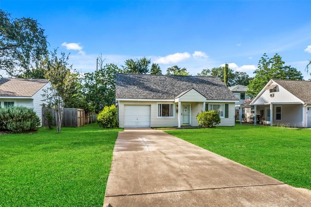 1034 Lamonte Lane, Houston, TX 77018