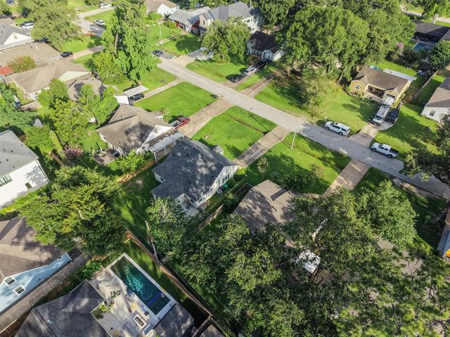 1034 Lamonte Lane, Houston, TX 77018