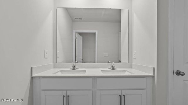 122 Claude Street, La Grange, NC 28551