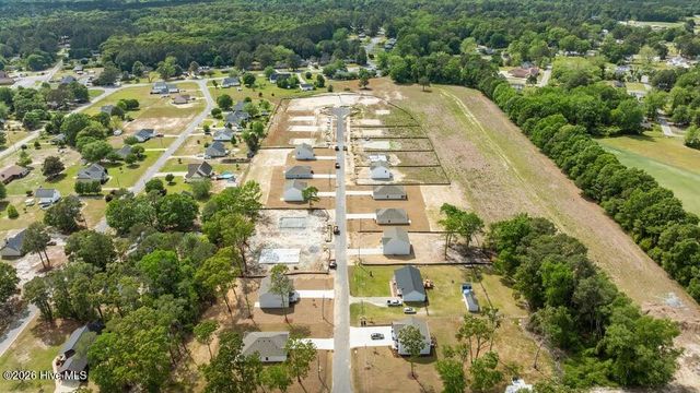 122 Claude Street, La Grange, NC 28551