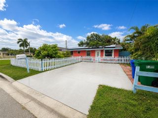 2745 NW 7th Court, Fort Lauderdale, FL 33311