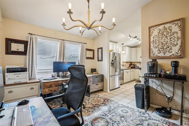 500 Leanna Woods CV, Manchaca, TX 78652