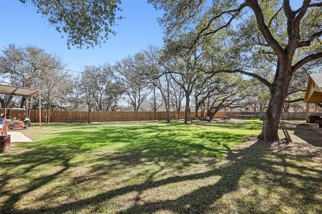 500 Leanna Woods CV, Manchaca, TX 78652
