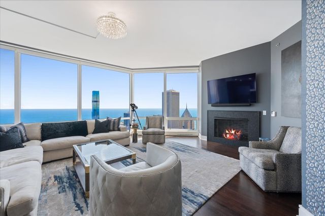 401 N wabash Avenue 73F, Chicago, IL 60611