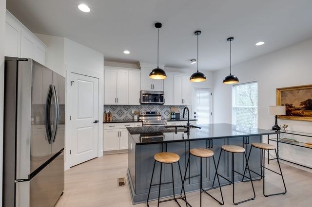 4119 Church St, Old Hickory, TN 37138