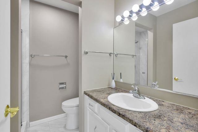 5501 Carriageway Drive 313A, Rolling Meadows, IL 60008