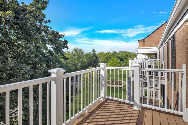 5501 Carriageway Drive 313A, Rolling Meadows, IL 60008