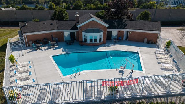 5501 Carriageway Drive 313A, Rolling Meadows, IL 60008