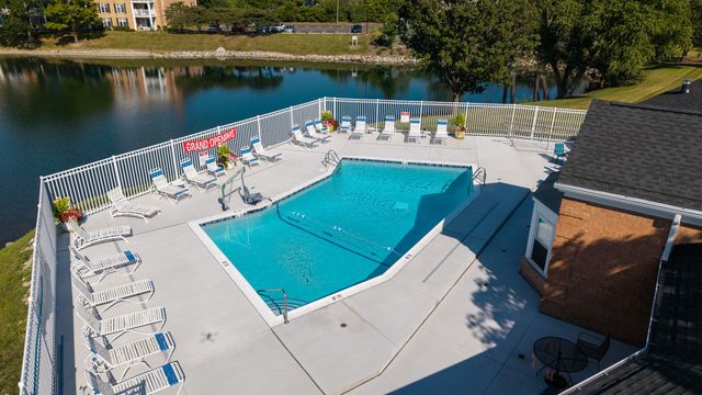 5501 Carriageway Drive 313A, Rolling Meadows, IL 60008