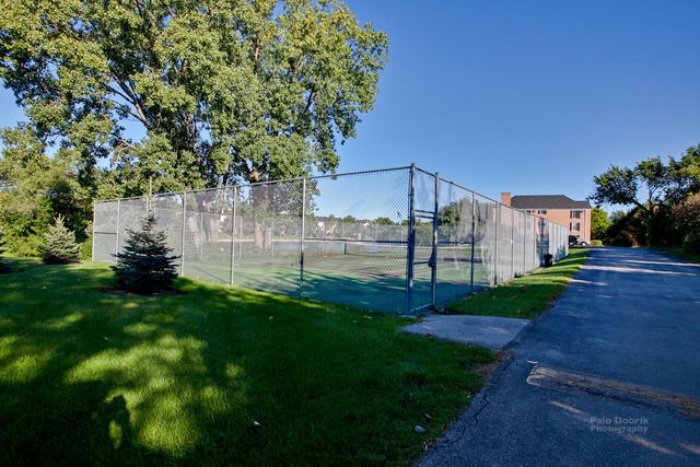 5501 Carriageway Drive 313A, Rolling Meadows, IL 60008