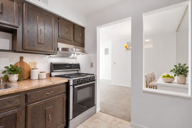 5501 Carriageway Drive 313A, Rolling Meadows, IL 60008
