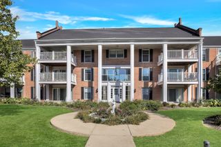 5501 Carriageway Drive 313A, Rolling Meadows, IL 60008