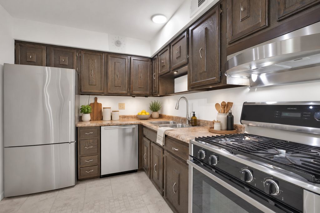 5501 Carriageway Drive 313A, Rolling Meadows, IL 60008 — photo 5