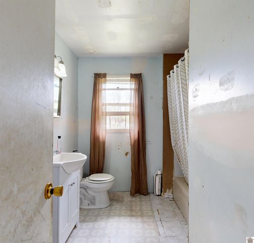406 4th Street, Hardin, KY 42048