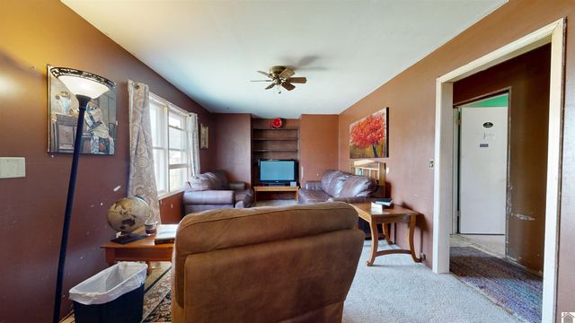 406 4th Street, Hardin, KY 42048