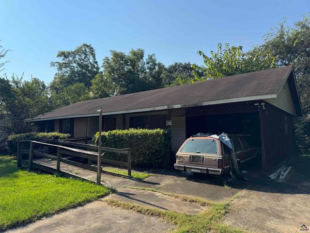 303 Carroll Drive, Warner Robins, GA 31093