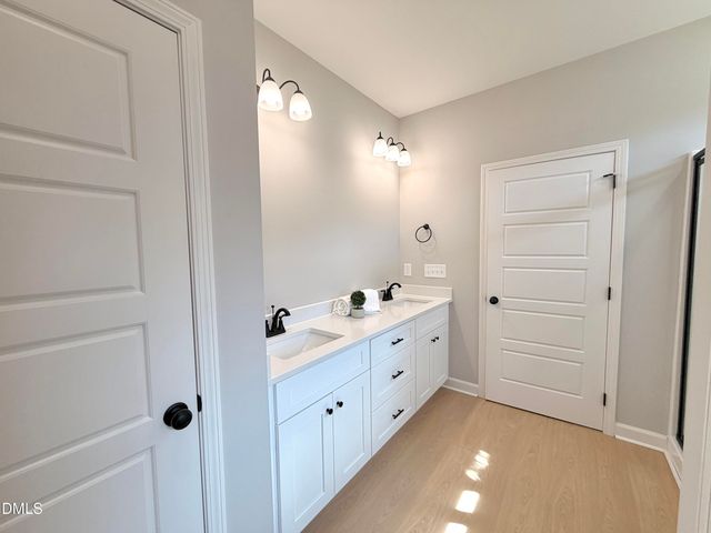 3705 Huntcliff Drive, La Grange, NC 28551
