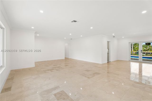 9365 SW 142nd St 9635, Miami, FL 33176