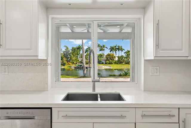9365 SW 142nd St 9635, Miami, FL 33176