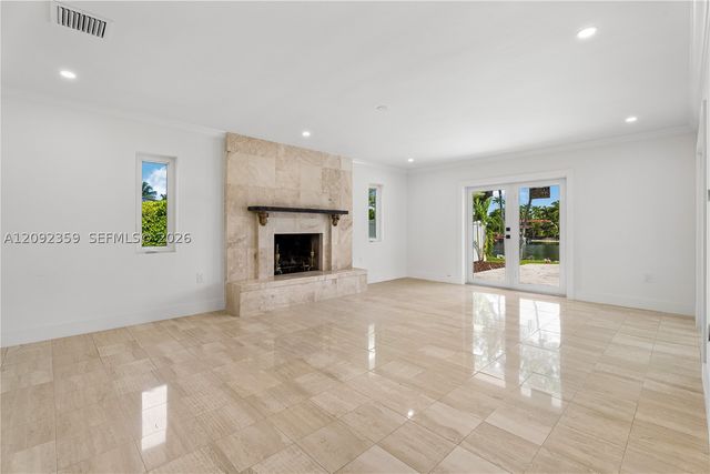 9365 SW 142nd St 9635, Miami, FL 33176