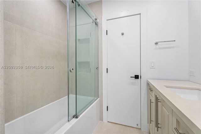 9365 SW 142nd St 9635, Miami, FL 33176