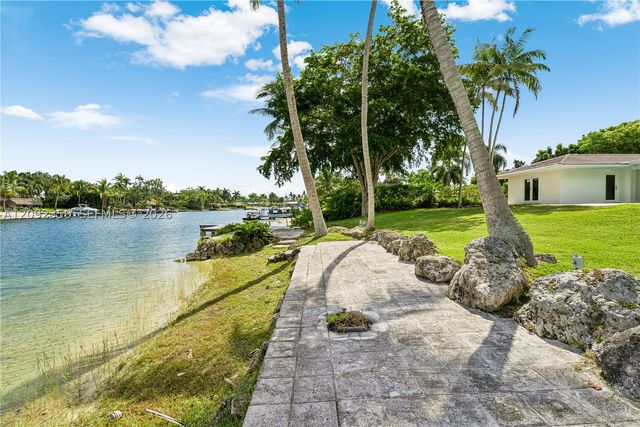 9365 SW 142nd St 9635, Miami, FL 33176