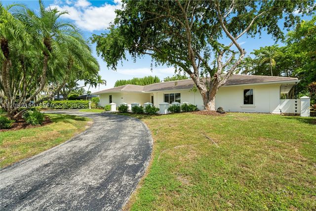 9365 SW 142nd St 9635, Miami, FL 33176