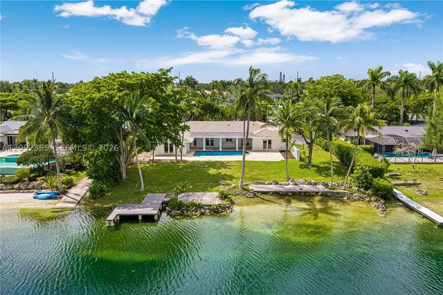 9365 SW 142nd St 9635, Miami, FL 33176