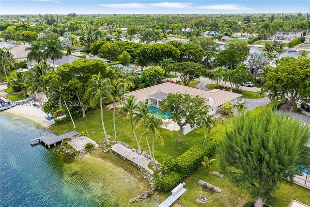 9365 SW 142nd St 9635, Miami, FL 33176