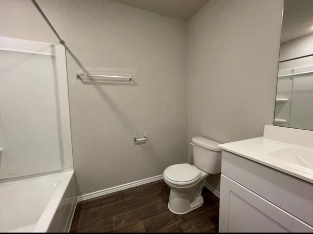 5805 Xene DR, Austin, TX 78724