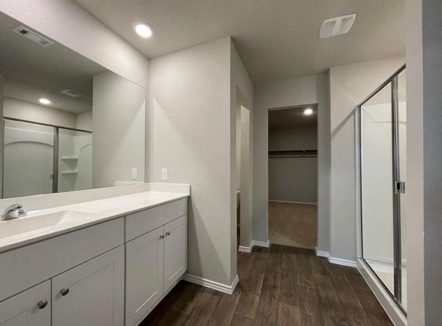 5805 Xene DR, Austin, TX 78724