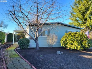 1199 N TERRY St 309, Eugene, OR 97402