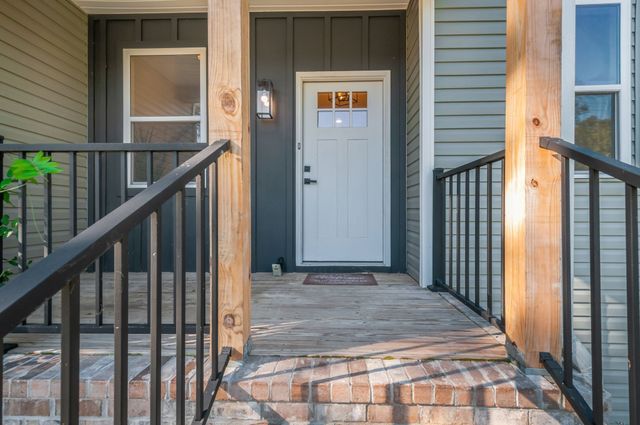 2005 Beaver Ridge Dr, White Bluff, TN 37187