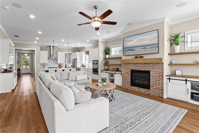 1041 Cagle Creek Overlook, Canton, GA 30115