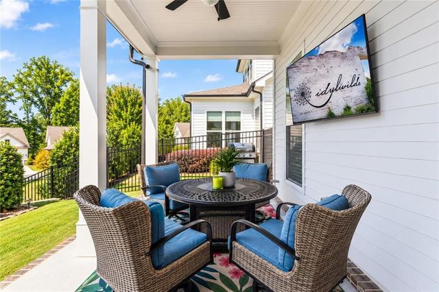 1041 Cagle Creek Overlook, Canton, GA 30115
