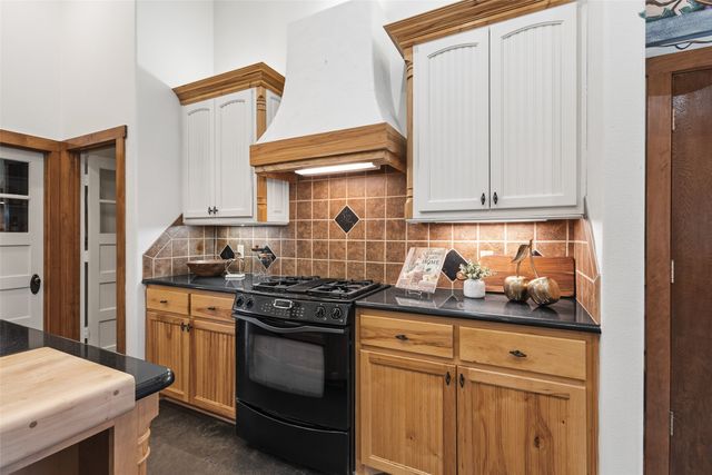 2609 Fair Oaks Circle, Sherman, TX 75092