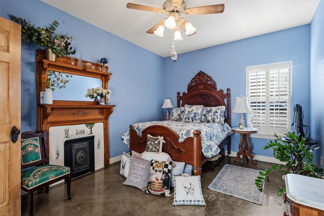 2609 Fair Oaks Circle, Sherman, TX 75092