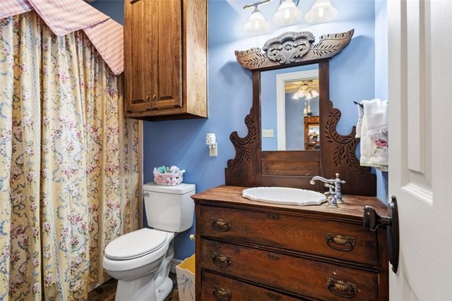 2609 Fair Oaks Circle, Sherman, TX 75092