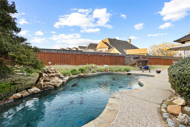 2609 Fair Oaks Circle, Sherman, TX 75092