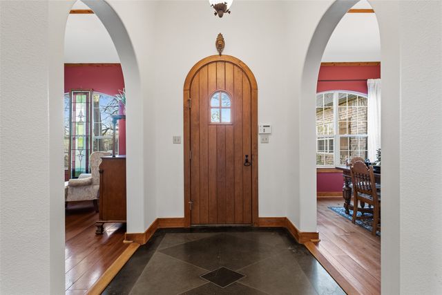 2609 Fair Oaks Circle, Sherman, TX 75092