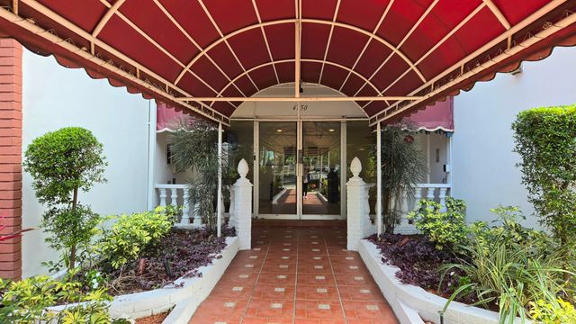 4750 NW 22nd Court 408, Lauderhill, FL 33313