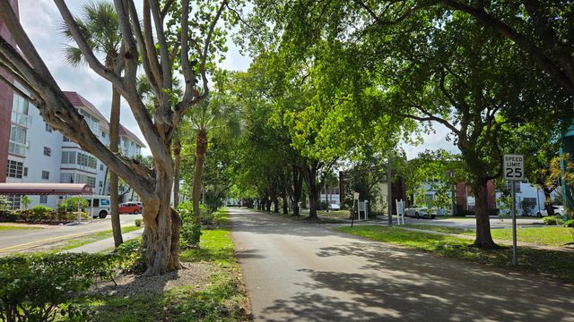 4750 NW 22nd Court 408, Lauderhill, FL 33313