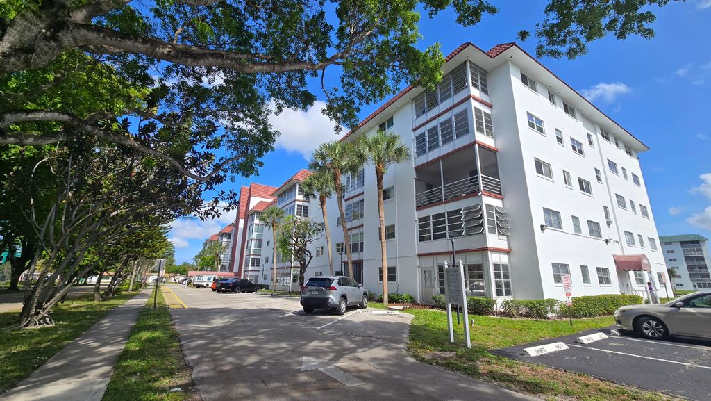 4750 NW 22nd Court 408, Lauderhill, FL 33313